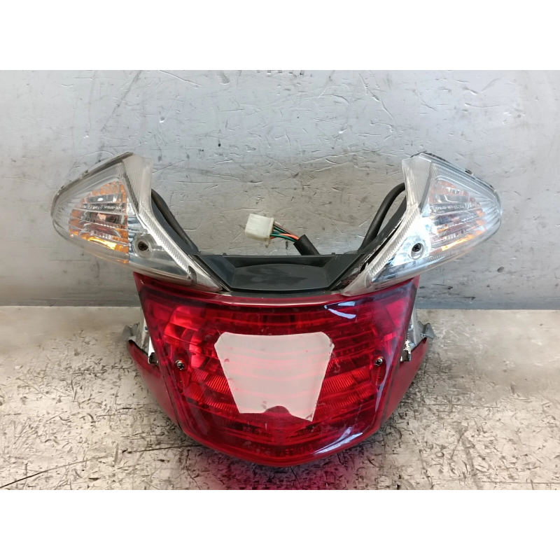 Fanale Faro Stop Posteriore Frecce Honda Vision 100cc 2011-2017 A6192 Fanale Faro Stop Posteriore Frecce Honda Vision 100cc 2011-2017 A6192