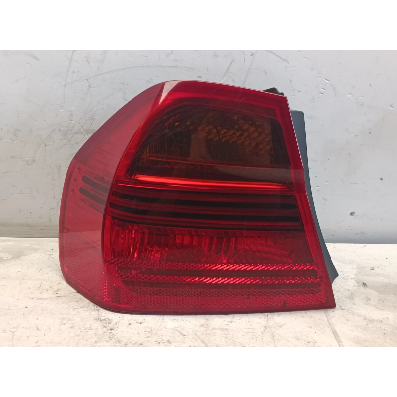 FANALE FARO STOP POSTERIORE SINISTRO BMW SERIE 3 E90 BERLINA 2005-2009 A4934 FANALE FARO STOP POSTERIORE SINISTRO BMW SERIE 3 E90 BERLINA 2005-2009 A4934