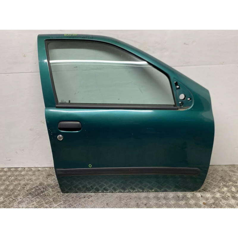 PORTA PORTIERA FIAT PUNTO 176 5 PORTE ANTERIORE DESTRA VERDE 1993 1999 B2295 PORTA PORTIERA FIAT PUNTO 176 5 PORTE ANTERIORE DESTRA VERDE 1993 1999 B2295