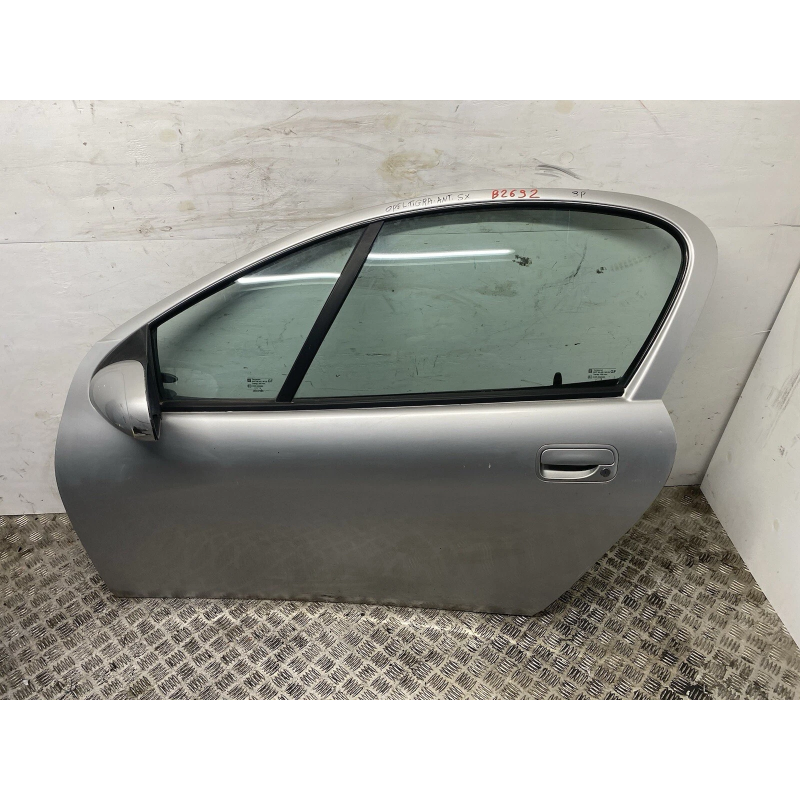PORTA PORTIERA ANTERIORE SINISTRA OPEL TIGRA A GRIGIA 1994 2001 Usata B2692 PORTA PORTIERA ANTERIORE SINISTRA OPEL TIGRA A GRIGIA 1994 2001 Usata B2692