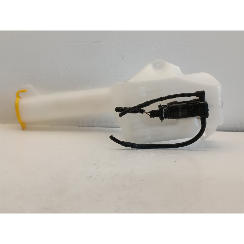 Vaschetta serbatoio tergicristalli Fiat 500e EV elettrica 52140429 A7495 Vaschetta serbatoio tergicristalli Fiat 500e EV elettrica 52140429 A7495