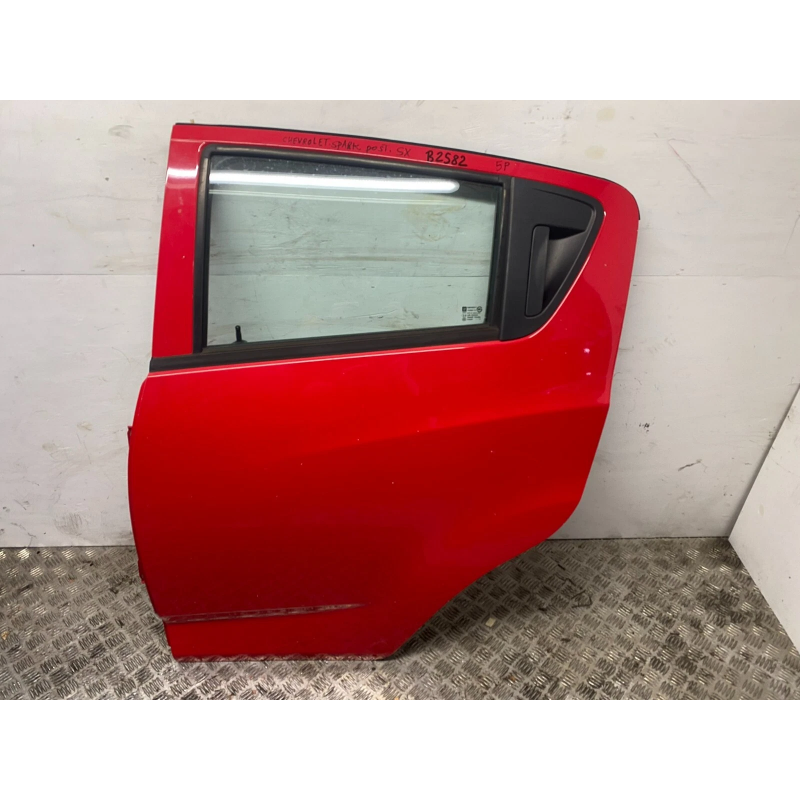 PORTA PORTIERA POSTERIORE SINISTRA SX CHEVROLET SPARK 2009 2015 ROSSA B2582 PORTA PORTIERA POSTERIORE SINISTRA SX CHEVROLET SPARK 2009 2015 ROSSA B2582