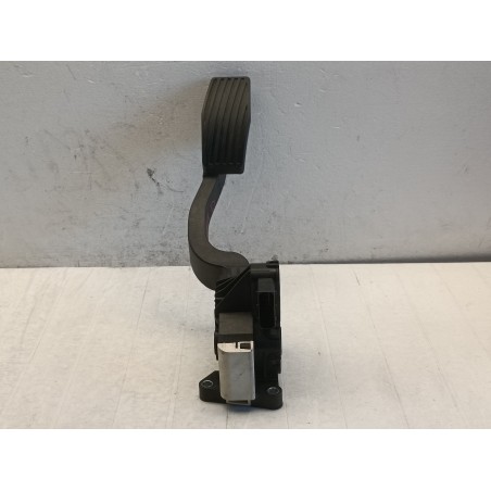 Pedale acceleratore Opel Corsa D 1.2B 13305804 2006 2014  A10325