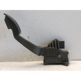 Pedale acceleratore Opel Corsa D 1.2B 13305804 2006 2014  A10325
