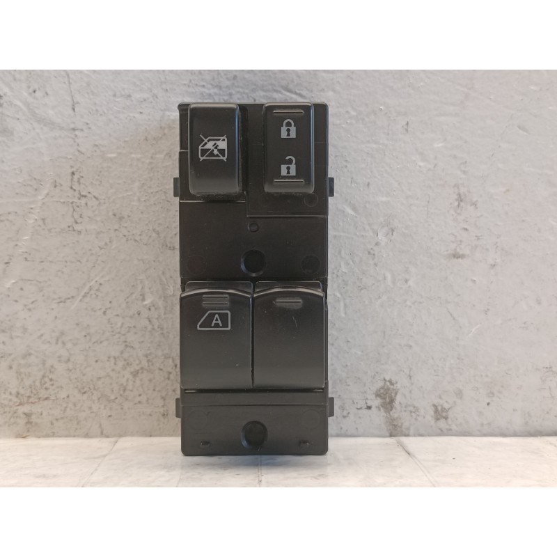 Pulsantiera alzavetro anteriore sinistra Nissan Micra K13 2010 2016  A10426