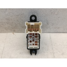 Pulsante alzavetro anteriore destro Nissan Micra K13 2010 2016  A10427