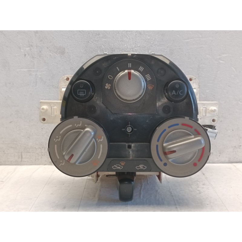 Centralina gruppo comandi clima manuale Nissan Micra K13 275101HH0D A10464 Centralina gruppo comandi clima manuale Nissan Micra K13 275101HH0D A10464