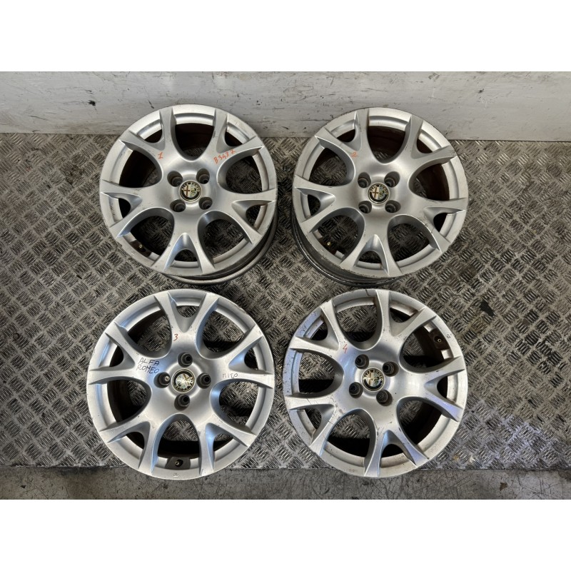 Cerchi In Lega 16 Pollici Alfa Romeo Mito Originali 7Jx16H2 ET39 Usati  B3437