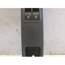 Pulsantiera alzavetro anteriore sinistra Lancia Ypsilon 846 5P 735531345  A10482