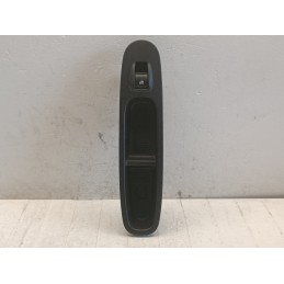 Pulsante alzavetro anteriore destro Lancia Ypsilon 846 5P 735531347  A10483