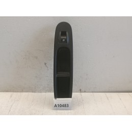 Pulsante alzavetro anteriore destro Lancia Ypsilon 846 5P 735531347  A10483
