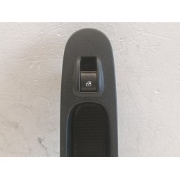Pulsante alzavetro anteriore destro Lancia Ypsilon 846 5P 735531347  A10483