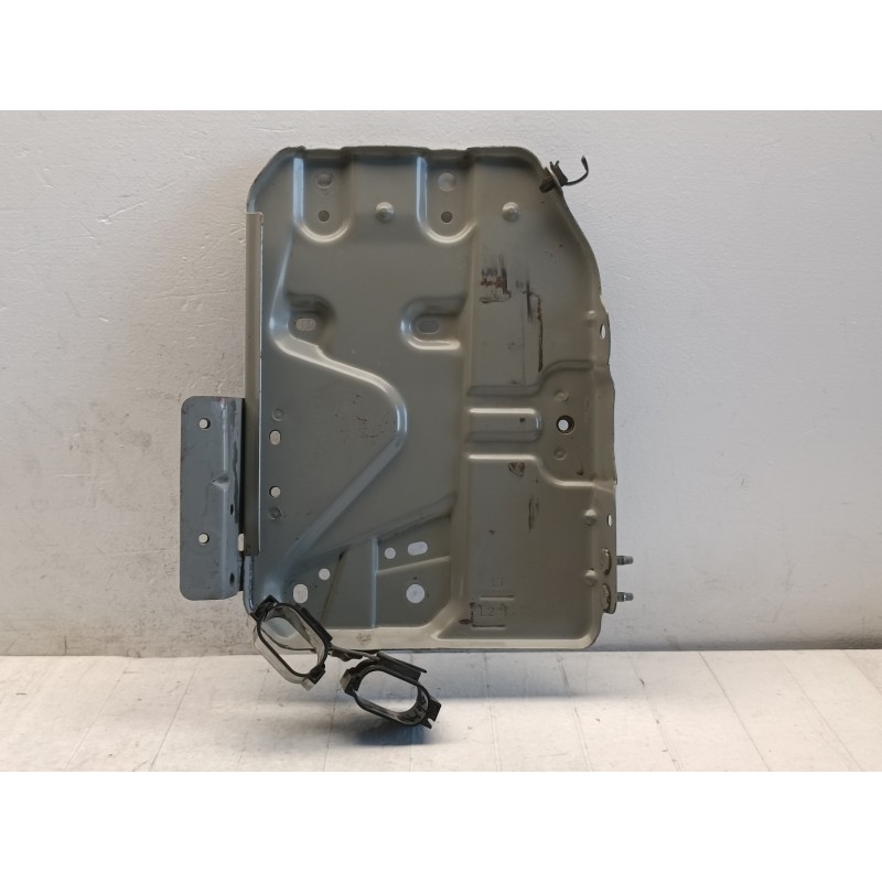 Alloggio staffa vano batteria Nissan Micra K13 2010 2016  A10550