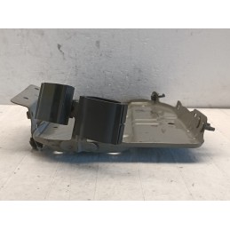 Alloggio staffa vano batteria Nissan Micra K13 2010 2016  A10550