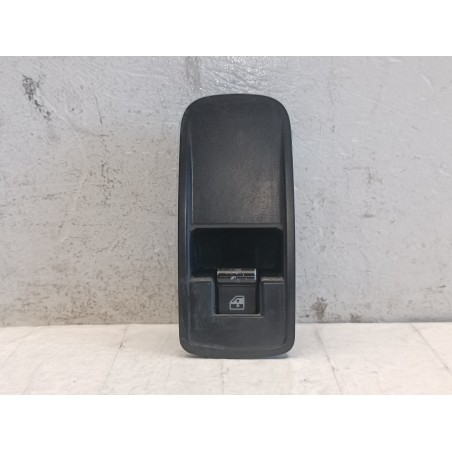 Pulsante pulsantiera alzavetro anteriore destro Alfa Romeo Mito 2008 2018  A10587