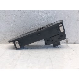 Pulsante pulsantiera alzavetro anteriore destro Alfa Romeo Mito 2008 2018  A10587