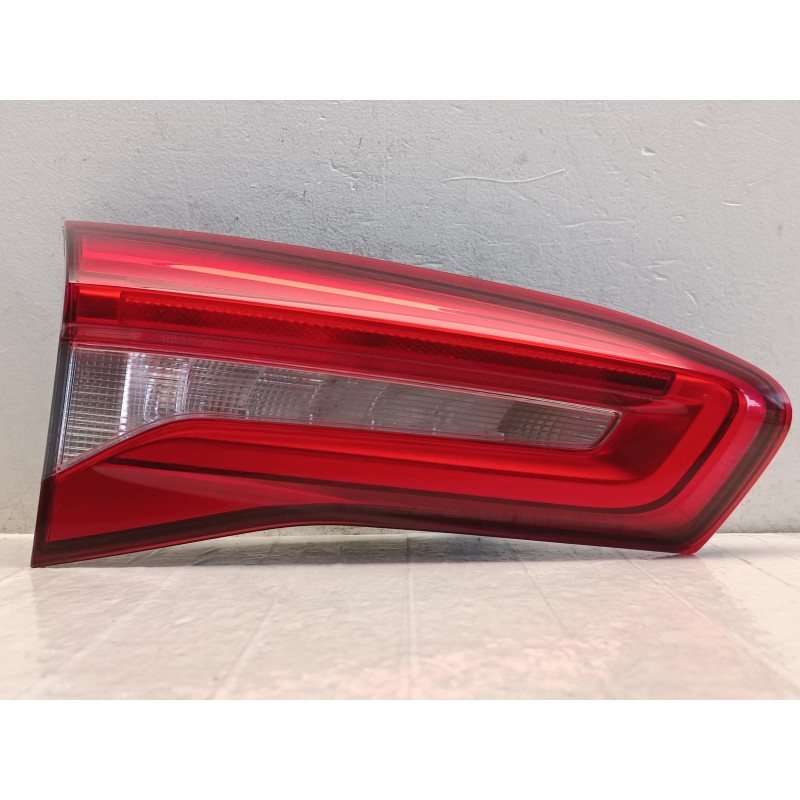 Stop sinistro interno sul portellone Ford Focus MK4 IV SW Turnier 2018 2021  A10592