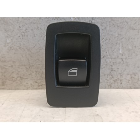 Interruttore pulsante alzavetro anteriore destro Bmw E90 E91 6945874  A10706