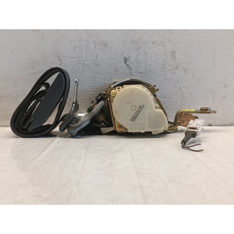 Cintura di sicurezza anteriore destra Renault Clio 3 2005 2008 33056052A A10765 Cintura di sicurezza anteriore destra Renault Clio 3 2005 2008 33056052A A10765