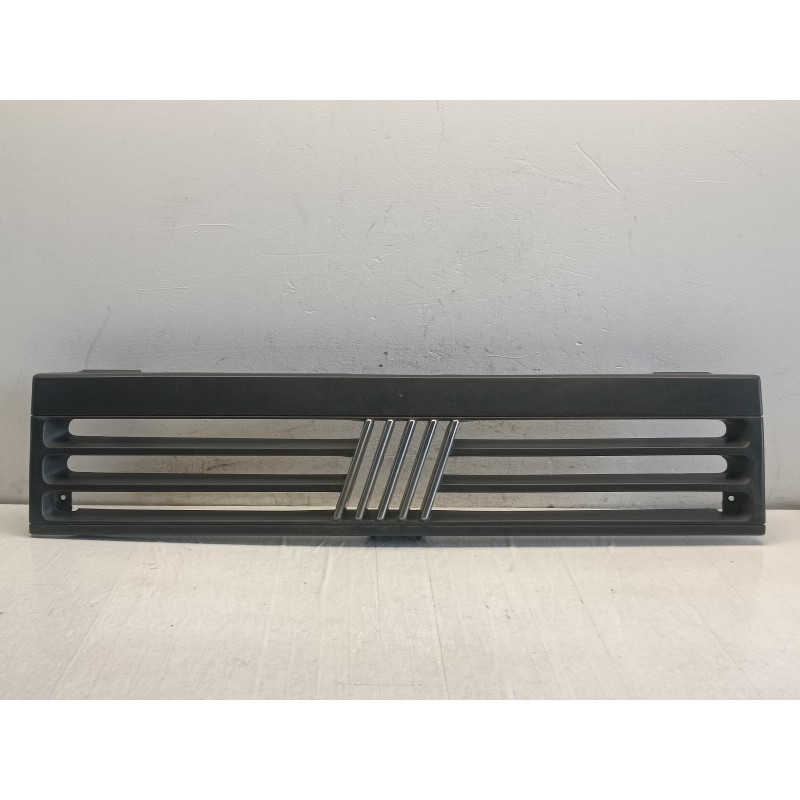 Mascherina griglia anteriore Fiat Panda 1 serie 141 1991 2003 720633000  A10806