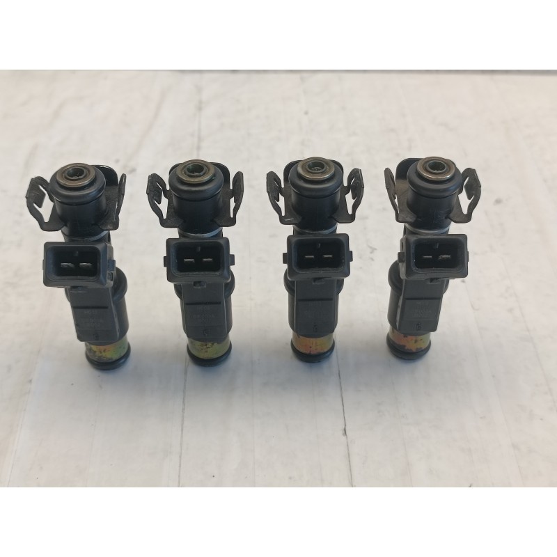 Kit 4 iniettori benzina Citroen Peugeot 307 2.0B 01F003A 2001 2009  A10815
