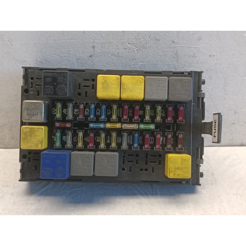 Centralina scatola porta fusibili Fiat Coupe 20V Turbo 2.0B 1996 2000  A10883