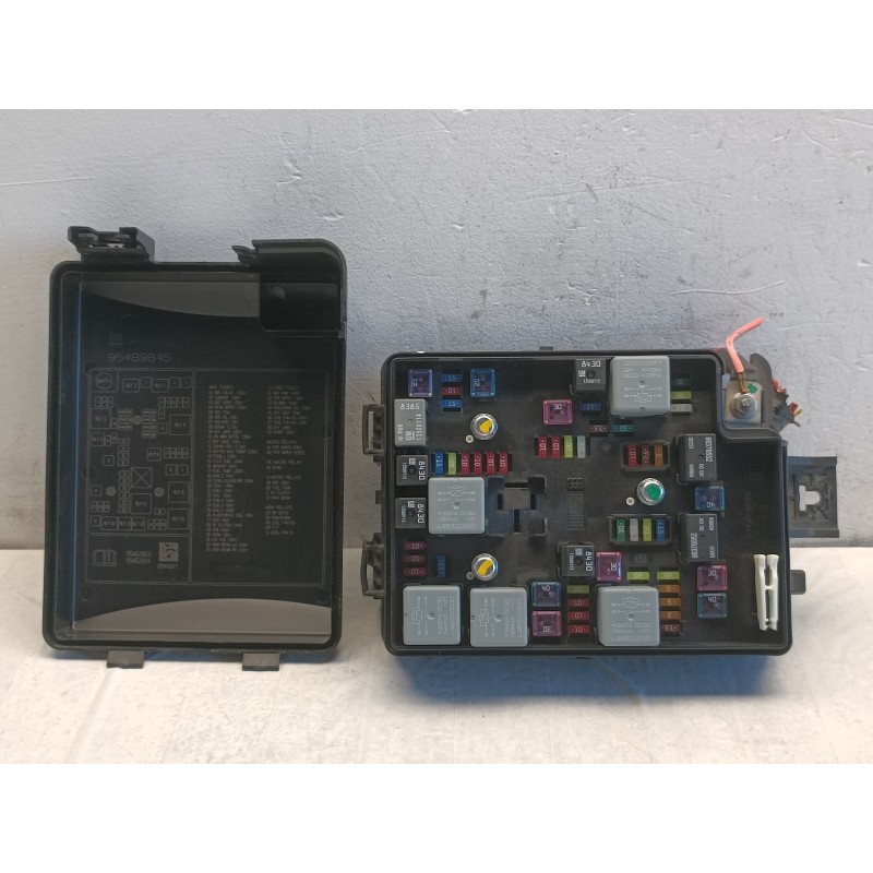 Centralina fusibili Chevrolet Aveo 2 T300 1.2B 95462803 95489845  A10886