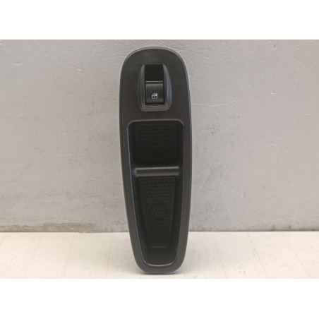 Pulsantiera alzavetro anteriore destra Fiat 500L 735600120 2012 2022  A10992