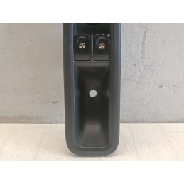 Pulsantiera alzavetro anteriore sinistra Renault Clio 3 serie 8200356515  A11052