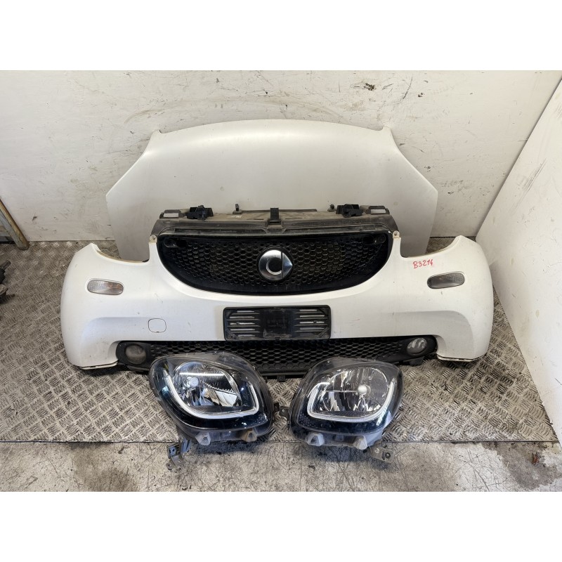 Musata Anteriore Smart Fortwo 453 Bianco Perla Led Completa 2014 2020  B3214