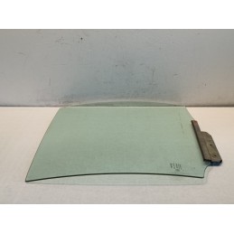 Vetro scendente finestrino posteriore destro Toyota Yaris 2 2005 2012  A11177