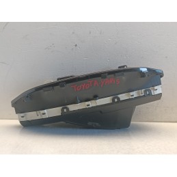 Quadro strumenti contachilometri Toyota Yaris 2 serie 838000D660D  A11190