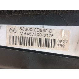 Quadro strumenti contachilometri Toyota Yaris 2 serie 838000D660D  A11190