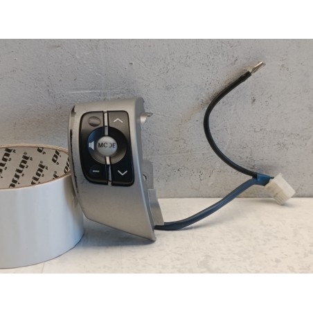 Blocco comandi autoradio volante Toyota Yaris 2 serie 2005 2012  A11215
